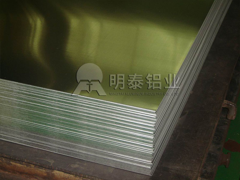 集裝箱用5083鋁板優(yōu)點(diǎn)是什么？5083鋁板價(jià)格多少？